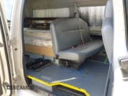 ✅ 2011 Ford Econoline Passenger XL • VIN: 1FBSS3BL3BDA15796 • Lot: 42903744. Wystawiony na IAAI z przebiegiem 82 298 mil. Bezpłatny archiwum sprzedaży aukcyjnych z USA i szczegółowy raport historii pojazdu na DreamBid. Zdjęcie 8.