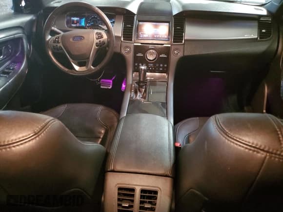 ✅ 2015 Ford Taurus SHO • VIN: 1FAHP2KT8FG153345 • Lot: 61566365. Listed on Copart with 174,909 mi. Free auction sales archive from the USA and detailed vehicle history report at DreamBid. Image 8.