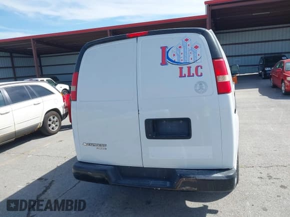 ✅ 2014 Chevrolet Express Cargo • VIN: 1GCWGFCA6E1187131 • Lot: 43029710. Listed on IAAI with 301,434 mi. Free auction sales archive from the USA and detailed vehicle history report at DreamBid. Image 16.