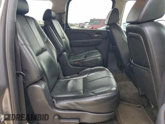 ✅ 2007 Chevrolet Suburban LT • VIN: 1GNFC16J17J311486 • Lot: 94681785. Listed on Copart with 161,407 mi. Free auction sales archive from the USA and detailed vehicle history report at DreamBid. Image 11.