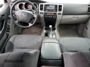 ✅ 2004 Toyota 4Runner SR5 Sport • VIN: JTEBU14R840043479 • Lot: 82148235. Wystawiony na Copart z przebiegiem 242 800 mil. Bezpłatny archiwum sprzedaży aukcyjnych z USA i szczegółowy raport historii pojazdu na DreamBid. Zdjęcie 8.