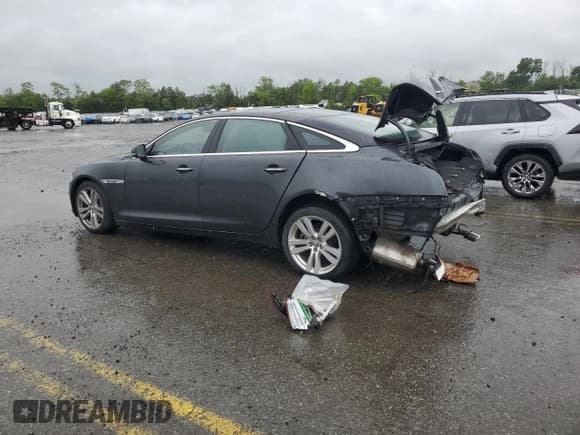 ✅ 2012 Jaguar XJ XJL • VIN: SAJWA2GBXCLV32189 • Lot: 58505565. Wystawiony na Copart z przebiegiem 83 974 mil. Bezpłatny archiwum sprzedaży aukcyjnych z USA i szczegółowy raport historii pojazdu na DreamBid. Zdjęcie 2.