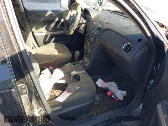 ✅ 2008 Chevrolet HHR LS • VIN: 3GNCA13D38S672810 • Lot: 41147474. Listed on IAAI with Not provided. Free auction sales archive from the USA and detailed vehicle history report at DreamBid. Image 5.