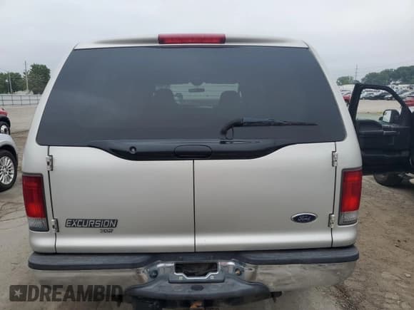 ✅ 2005 Ford Excursion Special Serv • VIN: 1FMNU41S35ED02681 • Лот: 65135294. Опубликован ранее на Copart с пробегом Не указан. Бесплатный доступ к архиву аукционных продаж из США и подробный отчёт об истории автомобиля на DreamBid. Изображение 6.