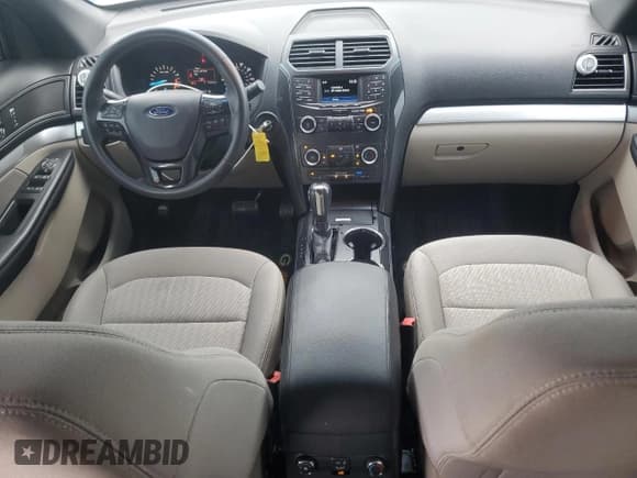 ✅ 2019 Ford Explorer • VIN: 1FM5K7B85KGA58431 • Lot: 62805095. Wystawiony na Copart z przebiegiem 52 109 mil. Bezpłatny archiwum sprzedaży aukcyjnych z USA i szczegółowy raport historii pojazdu na DreamBid. Zdjęcie 8.