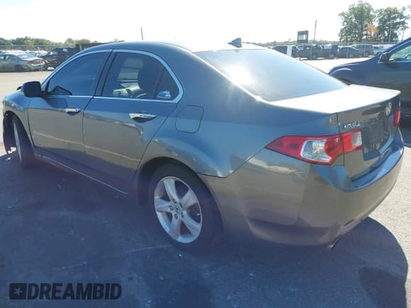 ✅ 2010 Acura TSX • VIN: JH4CU2F65AC036306 • Лот: 43414433. Опубликован ранее на IAAI с пробегом 132 681 миль. Бесплатный доступ к архиву аукционных продаж из США и подробный отчёт об истории автомобиля на DreamBid. Изображение 3.