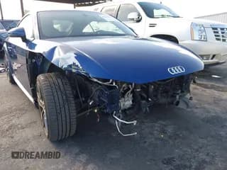 ✅ 2017 Audi TT • VIN: TRUC5AFV1H1001774 • Lot: 43605689. Wystawiony na IAAI z przebiegiem 24 794 mil. Bezpłatny archiwum sprzedaży aukcyjnych z USA i szczegółowy raport historii pojazdu na DreamBid. Zdjęcie 6.