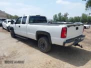 ✅ 2003 Chevrolet Silverado 2500HD LS • VIN: 1GCHC29U83E220053 • Lot: 42383404. Listed on IAAI with Not provided. Free auction sales archive from the USA and detailed vehicle history report at DreamBid. Image 3.
