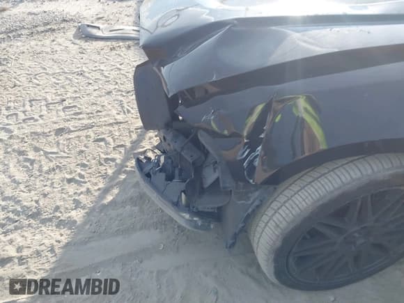 ✅ 2014 Dodge Charger Road/Track • VIN: 2C3CDXCTXEH167697 • Lot: 43308573. Listed on IAAI with 151,471 mi. Free auction sales archive from the USA and detailed vehicle history report at DreamBid. Image 6.