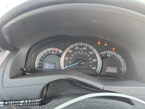 ✅ 2013 Toyota Camry L • VIN: 4T1BF1FK1DU281869 • Lot: 68581215. Wystawiony na Copart z przebiegiem 26 814 mil. Bezpłatny archiwum sprzedaży aukcyjnych z USA i szczegółowy raport historii pojazdu na DreamBid. Zdjęcie 9.