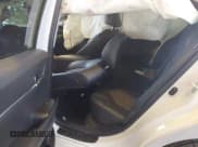 ✅ 2022 Toyota Camry SE • VIN: 4T1G11BK9NU061035 • Lot: 43623016. Wystawiony na IAAI z przebiegiem 48 822 mil. Bezpłatny archiwum sprzedaży aukcyjnych z USA i szczegółowy raport historii pojazdu na DreamBid. Zdjęcie 8.