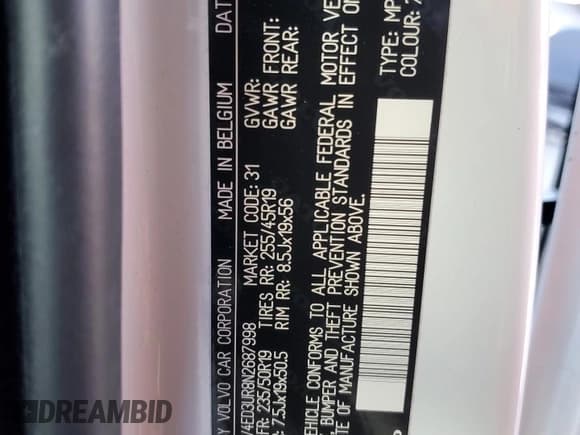 ✅ 2022 Volvo XC40 Twin Plus • VIN: YV4ED3UR8N2687998 • Lot: 70620232. Listed on Copart with 23,089 mi. Free auction sales archive from the USA and detailed vehicle history report at DreamBid. Image 16.