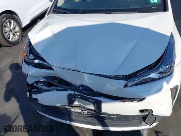 2020 Toyota Prius LE with VIN JTDL9RFU7L3015647, listed as a IAAI auction lot 43500977 with 55,174 mi miles and . Bid and sale history available at DreamBid. Image 12.