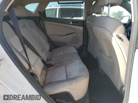 ✅ 2017 Hyundai Tucson SE • VIN: KM8J3CA40HU504739 • Лот: 92613605. Опубликован ранее на Copart с пробегом 196 981 миль. Бесплатный доступ к архиву аукционных продаж из США и подробный отчёт об истории автомобиля на DreamBid. Изображение 11.