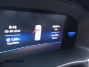 ✅ 2022 Volkswagen Atlas SE • VIN: 1V2JE2CA4NC201054 • Lot: 41920943. Wystawiony na IAAI z przebiegiem 68 407 mil. Bezpłatny archiwum sprzedaży aukcyjnych z USA i szczegółowy raport historii pojazdu na DreamBid. Zdjęcie 7.