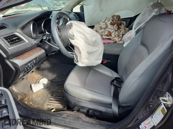 ✅ 2019 Subaru Outback Limited • VIN: 4S4BSENC0K3379856 • Лот: 84063985. Опубликован ранее на Copart с пробегом 113 672 миль. Бесплатный доступ к архиву аукционных продаж из США и подробный отчёт об истории автомобиля на DreamBid. Изображение 7.