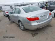 ✅ 2009 Hyundai Genesis • VIN: KMHGC46E99U024699 • Lot: 43520445. Wystawiony na IAAI z przebiegiem Nie podano. Bezpłatny archiwum sprzedaży aukcyjnych z USA i szczegółowy raport historii pojazdu na DreamBid. Zdjęcie 3.