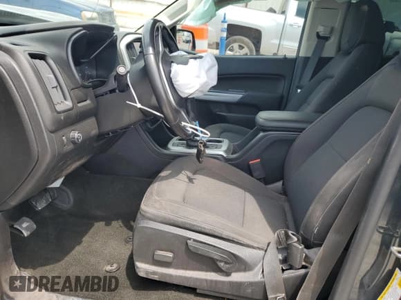 ✅ 2018 Chevrolet Colorado 2WD LT • VIN: 1GCGSCEN8J1129100 • Лот: 64276964. Опубликован ранее на Copart с пробегом 65 825 миль. Бесплатный доступ к архиву аукционных продаж из США и подробный отчёт об истории автомобиля на DreamBid. Изображение 7.