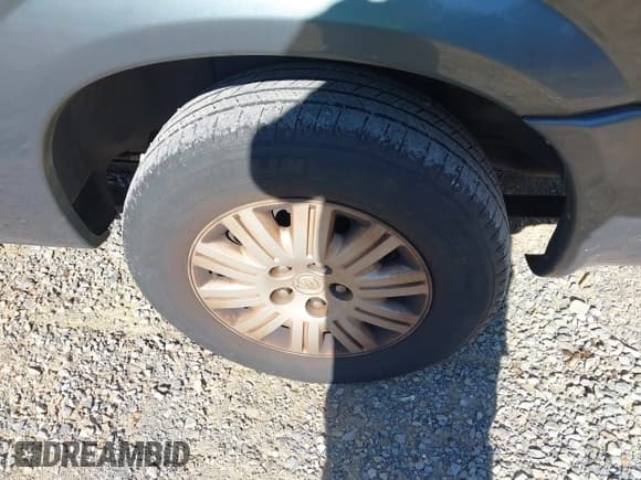 ✅ 2005 Chrysler Town & Country LX • VIN: 2C4GP44R05R355192 • Lot: 43130433. Wystawiony na IAAI z przebiegiem 123 215 mil. Bezpłatny archiwum sprzedaży aukcyjnych z USA i szczegółowy raport historii pojazdu na DreamBid. Zdjęcie 12.