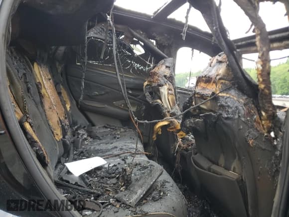 ✅ 2022 Acura RDX Advance • VIN: 5J8TC2H71NL013896 • Lot: 62492665. Wystawiony na Copart z przebiegiem Nie podano. Bezpłatny archiwum sprzedaży aukcyjnych z USA i szczegółowy raport historii pojazdu na DreamBid. Zdjęcie 11.