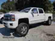 2019 Chevrolet Silverado 2500HD LTZ z VIN 1GC1KTEY6KF105690, wystawiony jako Copart lot #80487685 z przebiegiem 179 828 mil mil oraz Szkoda całkowita • Salvage title. Historia ofert i sprzedaży dostępna na DreamBid. Obrazek 1.