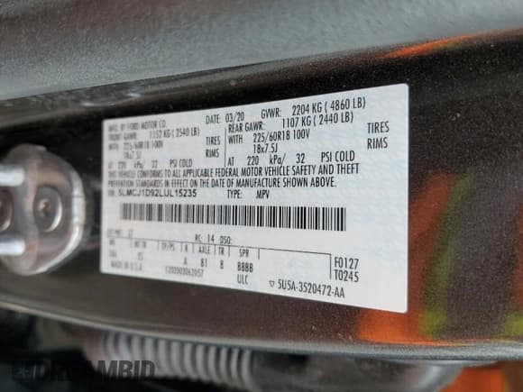 ✅ 2020 Lincoln Corsair Standard • VIN: 5LMCJ1D92LUL15235 • Lot: 84015345. Wystawiony na Copart z przebiegiem 25 422 mil. Bezpłatny archiwum sprzedaży aukcyjnych z USA i szczegółowy raport historii pojazdu na DreamBid. Zdjęcie 13.