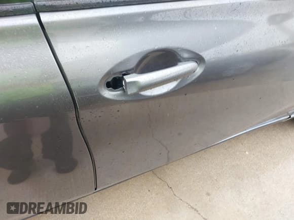 ✅ 2016 Nissan Note SV • VIN: 3N1CE2CP2GL356582 • Lot: 43744667. Wystawiony na IAAI z przebiegiem 106 940 mil. Bezpłatny archiwum sprzedaży aukcyjnych z USA i szczegółowy raport historii pojazdu na DreamBid. Zdjęcie 14.