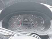 ✅ 2018 Audi Q3 Premium • VIN: WA1ECCFS3JR020127 • Lot: 42748562. Wystawiony na IAAI z przebiegiem 57 769 mil. Bezpłatny archiwum sprzedaży aukcyjnych z USA i szczegółowy raport historii pojazdu na DreamBid. Zdjęcie 7.