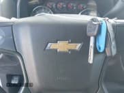 ✅ 2019 Chevrolet Silverado 2500HD Work Truck • VIN: 2GC2CREG1K1124277 • Лот: 43163771. Опубликован ранее на IAAI с пробегом 244 988 миль. Бесплатный доступ к архиву аукционных продаж из США и подробный отчёт об истории автомобиля на DreamBid. Изображение 11.