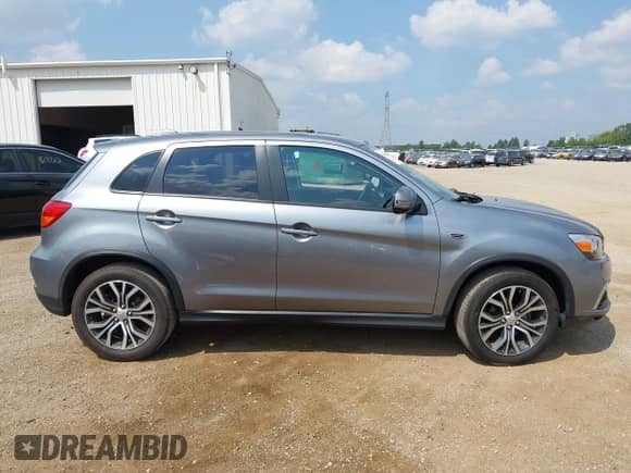 2018 Mitsubishi Outlander SE с VIN JA4AR3AW0JZ013501, выставлен на аукционе IAAI как лот 42916248 с пробегом 116 654 миль миль и . История ставок и продаж доступна на DreamBid. Изображение 13.