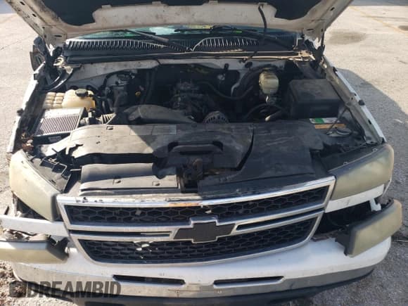 ✅ 2006 Chevrolet Silverado 1500 LT2 • VIN: 1GCEK19B86Z284394 • Лот: 53501605. Опубликован ранее на Copart с пробегом 183 600 миль. Бесплатный доступ к архиву аукционных продаж из США и подробный отчёт об истории автомобиля на DreamBid. Изображение 11.