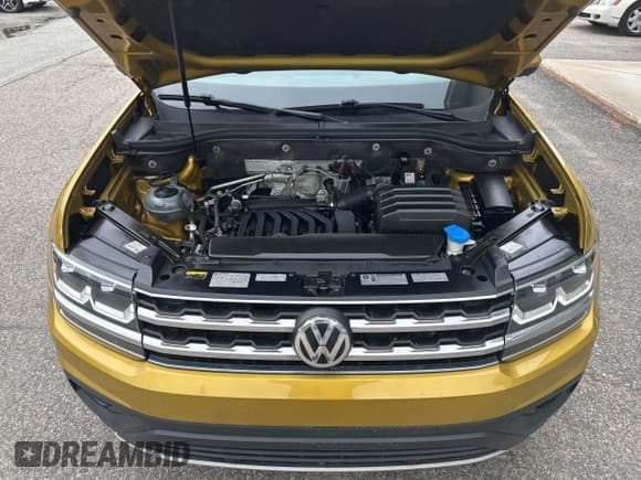 ✅ 2018 Volkswagen Atlas SEL Premium • VIN: 1V2NR2CA3JC564705 • Лот: 42290407. Опубликован ранее на IAAI с пробегом 114 723 миль. Бесплатный доступ к архиву аукционных продаж из США и подробный отчёт об истории автомобиля на DreamBid. Изображение 10.