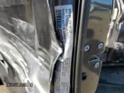 ✅ 2022 Dodge Challenger SXT • VIN: 2C3CDZGG1NH142907 • Lot: 81664914. Wystawiony na Copart z przebiegiem 24 230 mil. Bezpłatny archiwum sprzedaży aukcyjnych z USA i szczegółowy raport historii pojazdu na DreamBid. Zdjęcie 14.