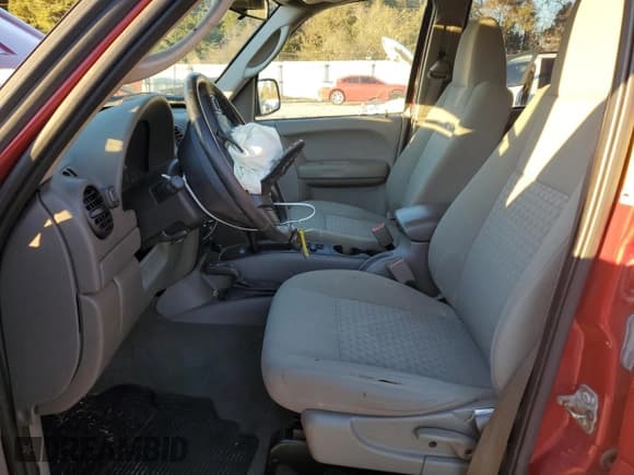 ✅ 2006 Jeep Liberty Sport • VIN: 1J4GL48K76W254159 • Lot: 91874335. Listed on Copart with 146,476 mi. Free auction sales archive from the USA and detailed vehicle history report at DreamBid. Image 7.