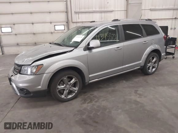 ✅ 2017 Dodge Journey Crossroad Plus • VIN: 3C4PDDGG3HT623799 • Lot: 43459731. Listed on IAAI with 127,516 mi. Free auction sales archive from the USA and detailed vehicle history report at DreamBid. Image 17.