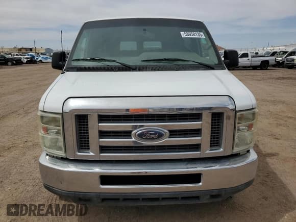 ✅ 2011 Ford Econoline Passenger XL • VIN: 1FBNE3BL0BDA16473 • Lot: 58950135. Wystawiony na Copart z przebiegiem 178 565 mil. Bezpłatny archiwum sprzedaży aukcyjnych z USA i szczegółowy raport historii pojazdu na DreamBid. Zdjęcie 5.