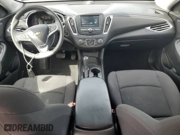 2017 Chevrolet Malibu LS с VIN 1G1ZB5ST4HF249943, выставлен на аукционе Copart как лот 90062835 с пробегом 142 019 миль миль и Списание • Salvage title. История ставок и продаж доступна на DreamBid. Изображение 8.