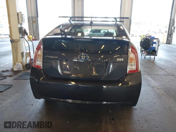 ✅ 2014 Toyota Prius Two • VIN: JTDKN3DU7E0376176 • Lot: 43269648. Listed on IAAI with 97,815 mi. Free auction sales archive from the USA and detailed vehicle history report at DreamBid. Image 16.