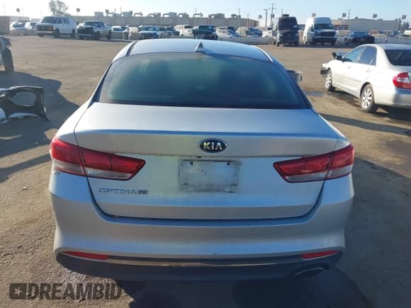 ✅ 2017 Kia Optima LX • VIN: 5XXGT4L33HG122848 • Lot: 43646931. Listed on IAAI with 97,997 mi. Free auction sales archive from the USA and detailed vehicle history report at DreamBid. Image 16.