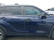 ✅ 2023 Toyota Highlander Hybrid XLE • VIN: 5TDKARAH6PS522234 • Лот: 42892744. Опубликован ранее на IAAI с пробегом 47 609 миль. Бесплатный доступ к архиву аукционных продаж из США и подробный отчёт об истории автомобиля на DreamBid. Изображение 13.