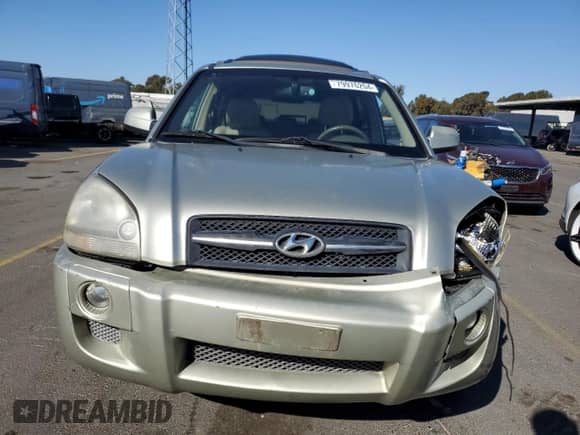 ✅ 2006 Hyundai Tucson GLS • VIN: KM8JN72D86U286059 • Lot: 79976204. Wystawiony na Copart z przebiegiem 111 999 mil mil. Skorzystaj z bezpłatnego archiwum sprzedaży aukcyjnych z USA i zobacz szczegółowy raport historii pojazdu na DreamBid. Zdjęcie 5.