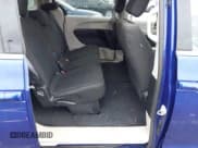 ✅ 2020 Chrysler Pacifica Touring • VIN: 2C4RC1FG3LR283206 • Lot: 43823700. Listed on IAAI with 161,511 mi. Free auction sales archive from the USA and detailed vehicle history report at DreamBid. Image 8.