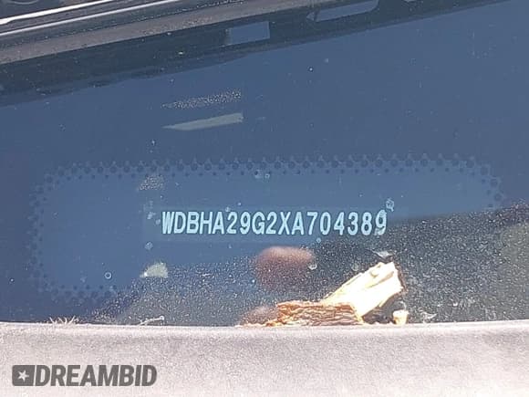 ✅ 1999 Mercedes-Benz C 230/260/280/320 • VIN: WDBHA29G2XA704389 • Lot: 42899909. Listed on IAAI with 225,873 mi. Free auction sales archive from the USA and detailed vehicle history report at DreamBid. Image 9.