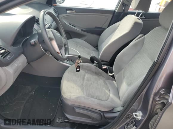 ✅ 2016 Hyundai Accent SE • VIN: KMHCT4AE2GU135002 • Lot: 60248425. Listed on Copart with 142,472 mi. Free auction sales archive from the USA and detailed vehicle history report at DreamBid. Image 7.