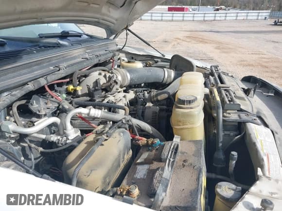 ✅ 1999 Ford F-350 XL • VIN: 1FTSW31S8XED90352 • Lot: 41321371. Listed on IAAI with 227,427 mi. Free auction sales archive from the USA and detailed vehicle history report at DreamBid. Image 22.