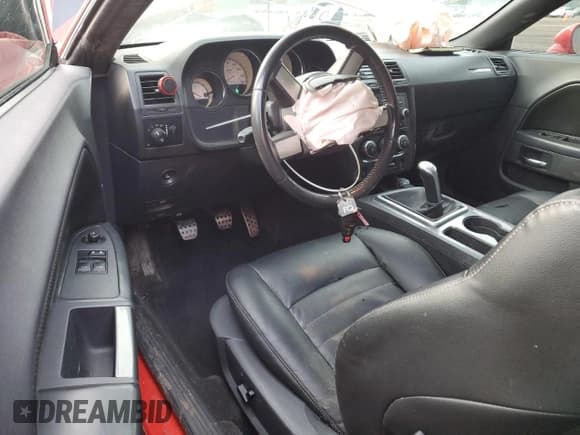 ✅ 2009 Dodge Challenger R/T • VIN: 2B3LJ54T19H621382 • Lot: 43258415. Wystawiony na Copart z przebiegiem Nie podano. Bezpłatny archiwum sprzedaży aukcyjnych z USA i szczegółowy raport historii pojazdu na DreamBid. Zdjęcie 8.