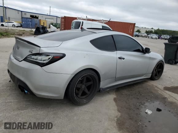 ✅ 2012 Hyundai Genesis Coupe Premium • VIN: KMHHT6KDXCU072684 • Lot: 84591735. Listed on Copart with 133,873 mi. Free auction sales archive from the USA and detailed vehicle history report at DreamBid. Image 3.