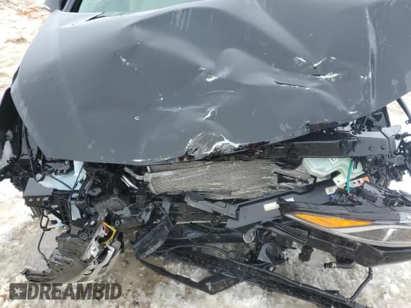 ✅ 2016 Hyundai Sonata SE • VIN: KMHE24L10GA037187 • Lot: 46447213. Listed on Copart with 101,432 mi. Free auction sales archive from the USA and detailed vehicle history report at DreamBid. Image 11.