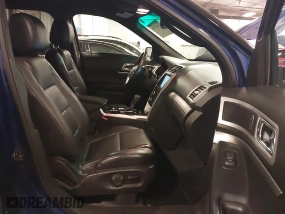 ✅ 2015 Ford Explorer XLT • VIN: 1FM5K8D89FGA55086 • Lot: 41685799. Listed on IAAI with 127,771 mi. Free auction sales archive from the USA and detailed vehicle history report at DreamBid. Image 5.