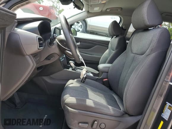 ✅ 2020 Hyundai Santa Fe SEL • VIN: 5NMS33AD7LH279521 • Lot: 49407664. Wystawiony na Copart z przebiegiem 17 648 mil. Bezpłatny archiwum sprzedaży aukcyjnych z USA i szczegółowy raport historii pojazdu na DreamBid. Zdjęcie 7.